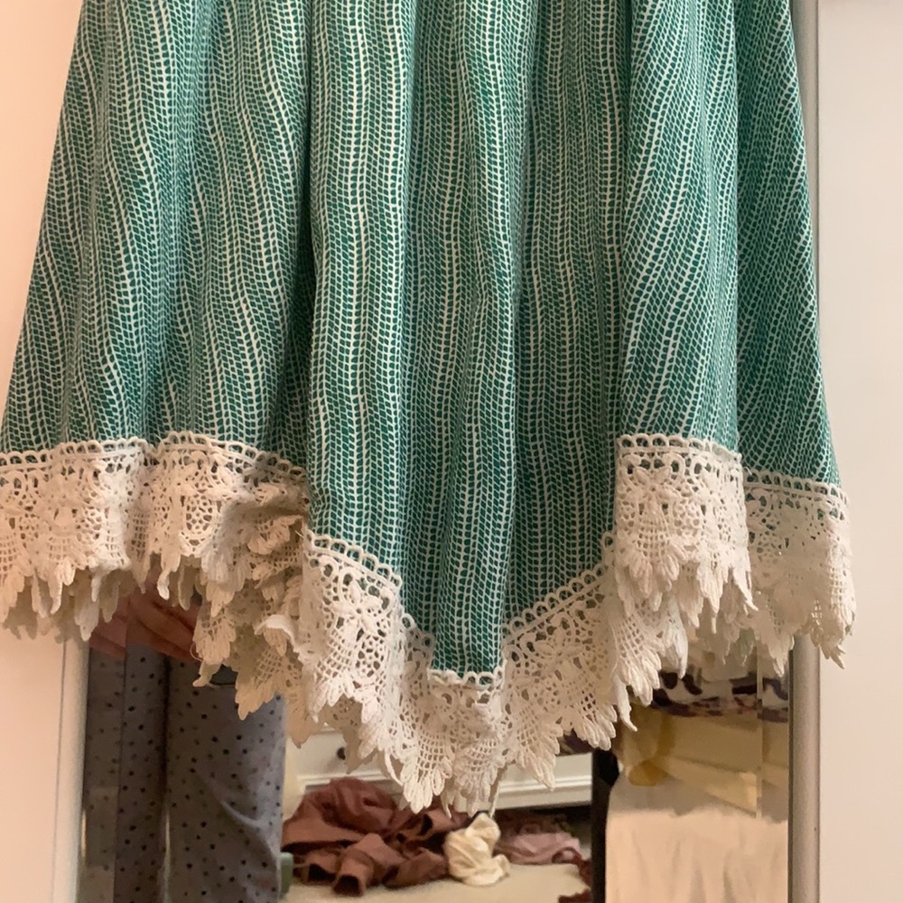 Dress - Picture 4 of 5
